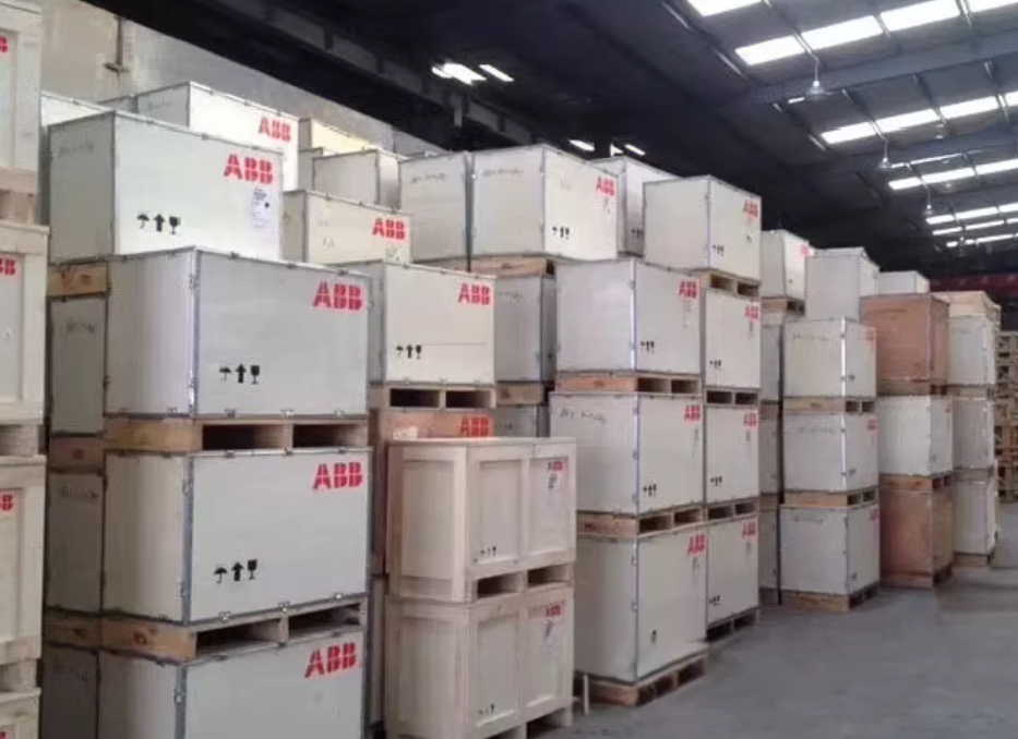 ACS180-04N-12A6-4 3AXD50000814039 ABB Frequency converter