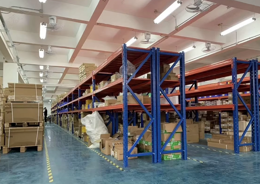 LENZE E8200 / 8400 Inverter Drives & Frequency converter