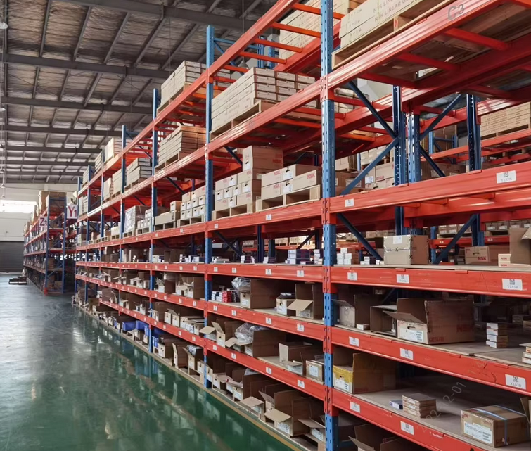 LENZE E8200 / 8400 Inverter Drives & Frequency converter